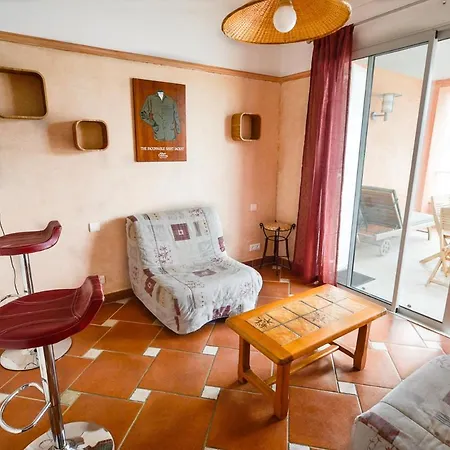 维拉诺瓦公寓 提乌克西亚