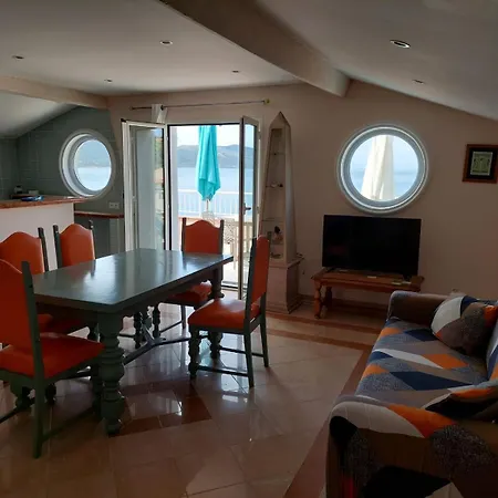 Apartment Nova *