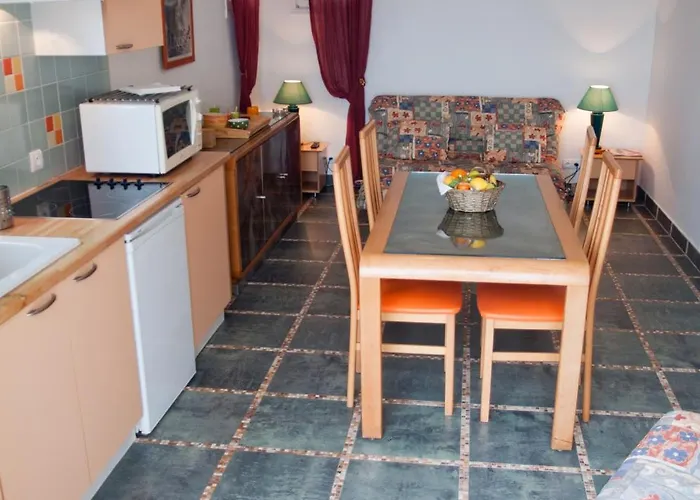 Nova Apartment